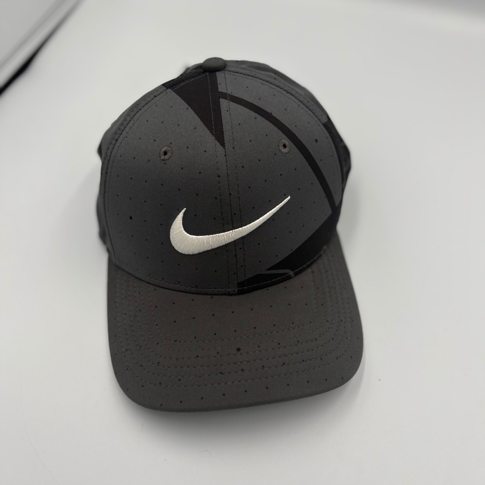 Nike Golf Hat Mens OSFA Grey Classic99 Dri-FIT Perforated Adjustable Cap
